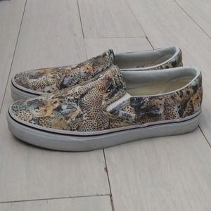 Leopard Vans